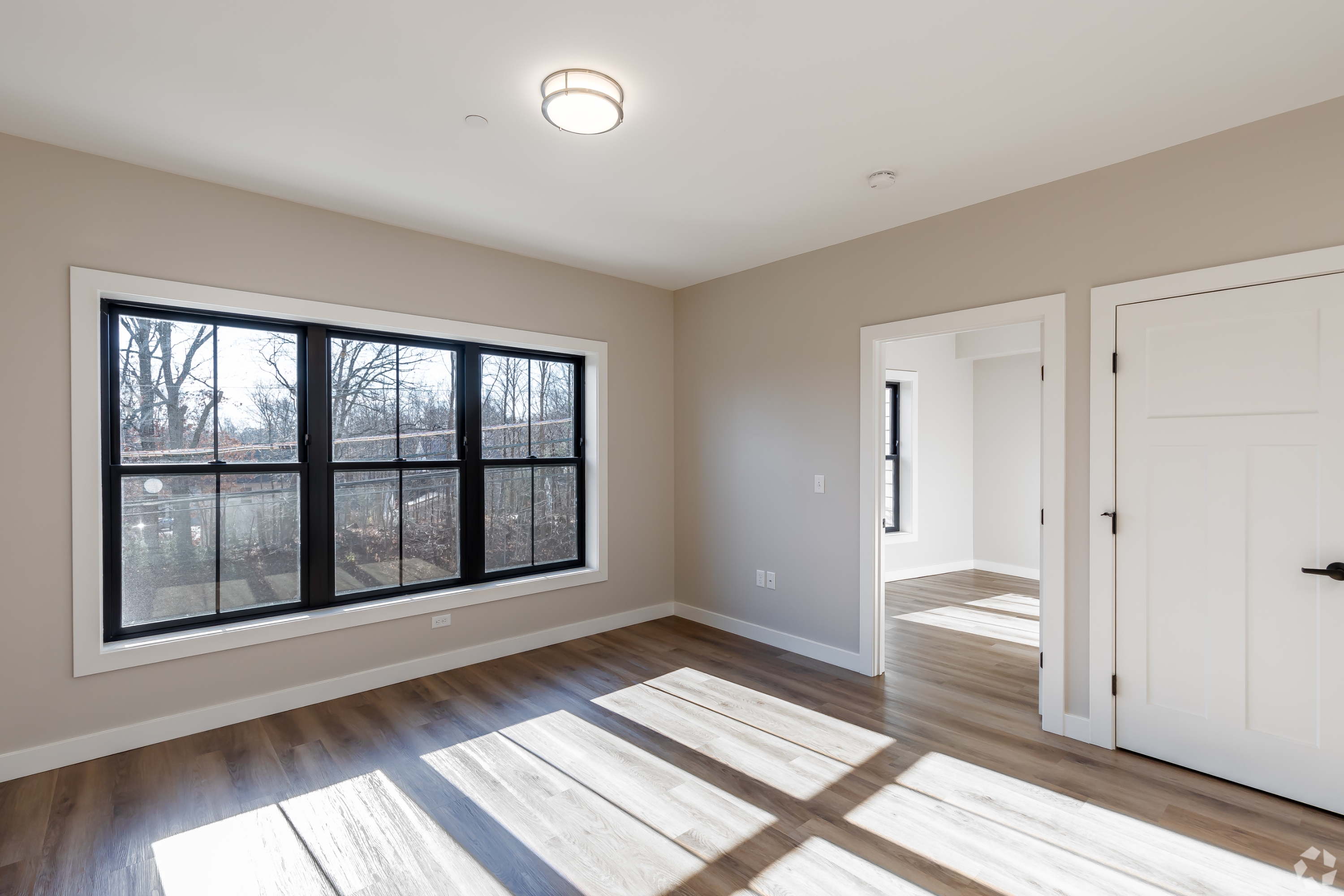 401 Albany Turnpike - 307